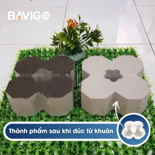 Khuôn gạch trồng cỏ bông mai mặt nhám 004062 04